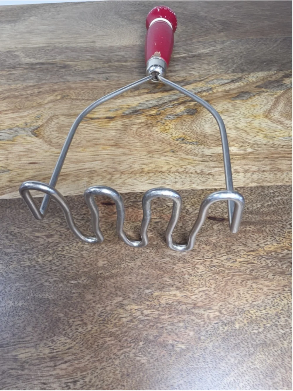 VTG Potato Masher Red Wood Handle Stainless Steel Wire Kitchen Utensil Primitive